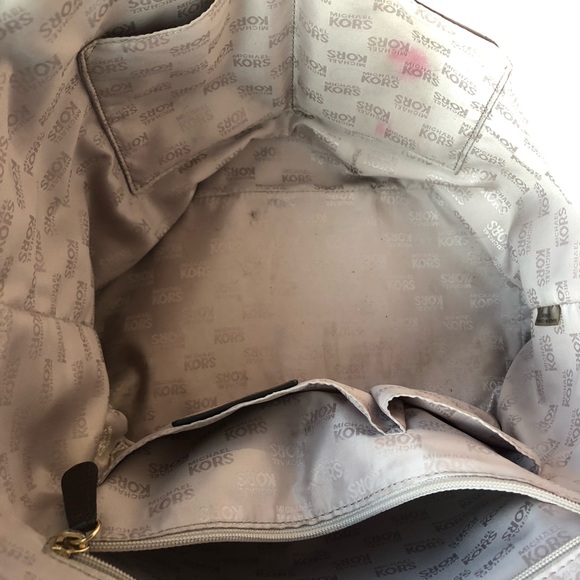 Michael Kors Tote - Picture 4 of 4